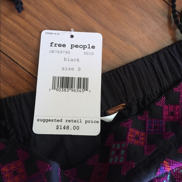 NWT Free People Vacay Vibin Embroidered Top Small - Picture 6 of 8